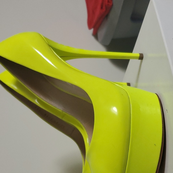 Casadei Fluo Giallo - Picture 4 of 5